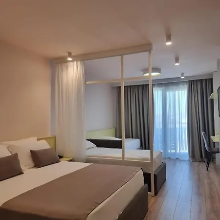 فندق Amber Albania