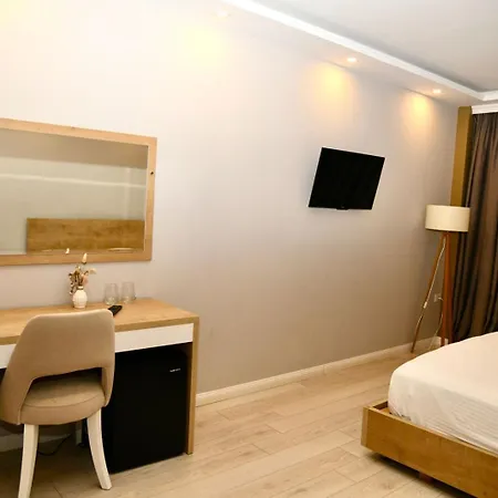 فندق Amber Albania