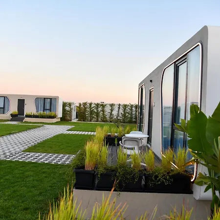 Amber Albania سبيل