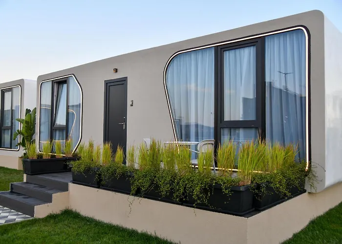 Amber Albania فندق 4*