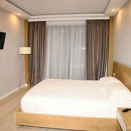 Amber Albania 斯比勒