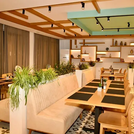 מלון Amber Albania 4*