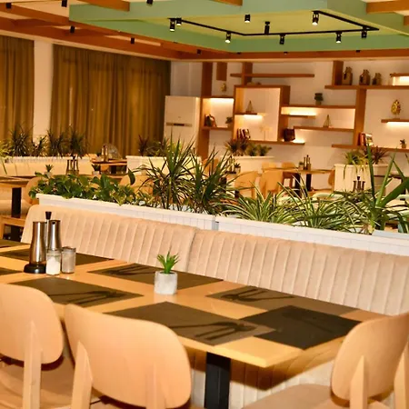 מלון Amber Albania