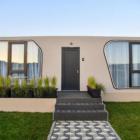 Amber Albania スピレ