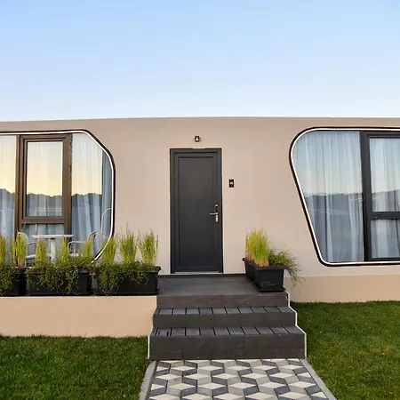 Amber Albania ホテル スピレ