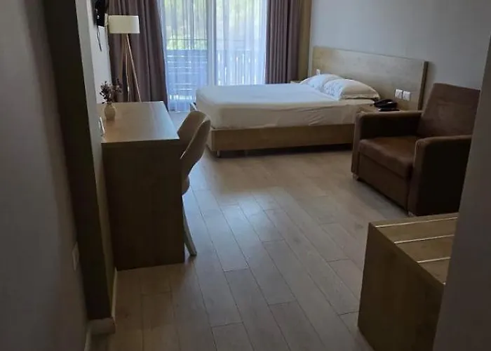 Hotell Amber Albania 4*